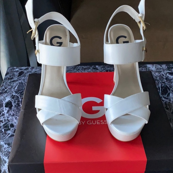 Dacey G By Guess Heels - White - Picture 4 of 4